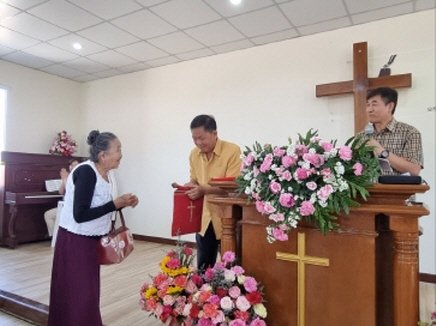 [크기변환]8-2024.1.14-주일예배후 권사님 헌금[크기변환].jpg