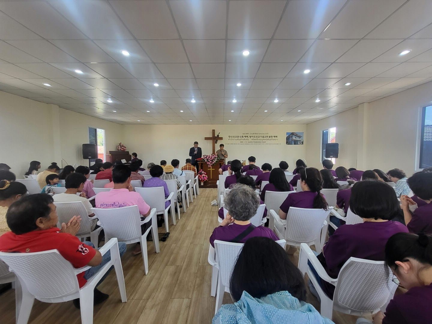 [크기변환]8-20240114-주일예배 기도[크기변환].jpg