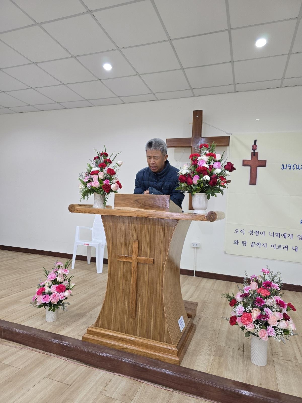 20250114_새벽예배 손한웅 기도[크기변환].jpg